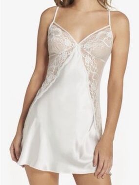 NWT Bridal Lace-Trim Satin Chemise Nightdress in White
